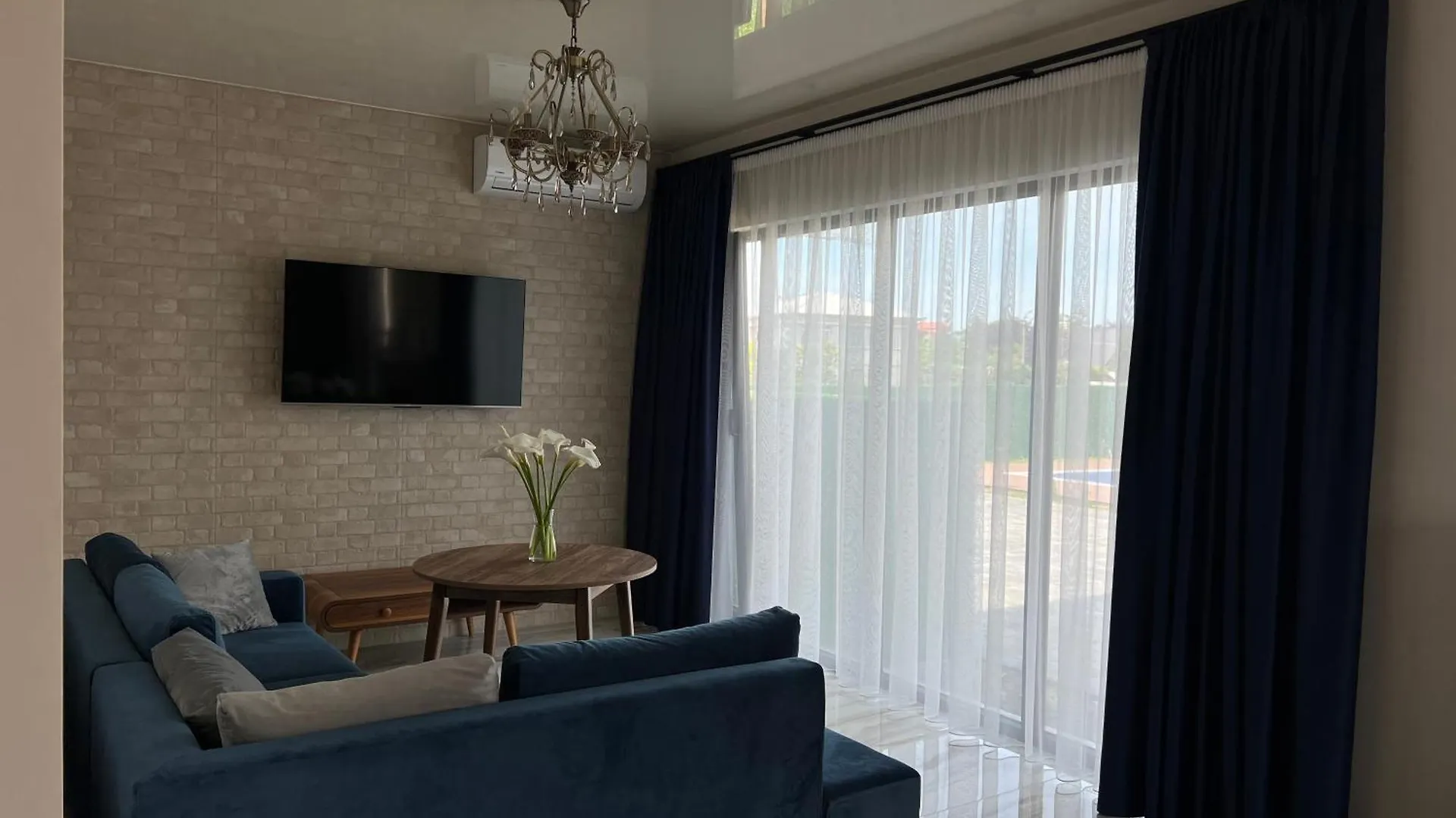 Feel Georgia - Private Villa With Pool , Garden, Bbq & Summer Kitchen In Batumi