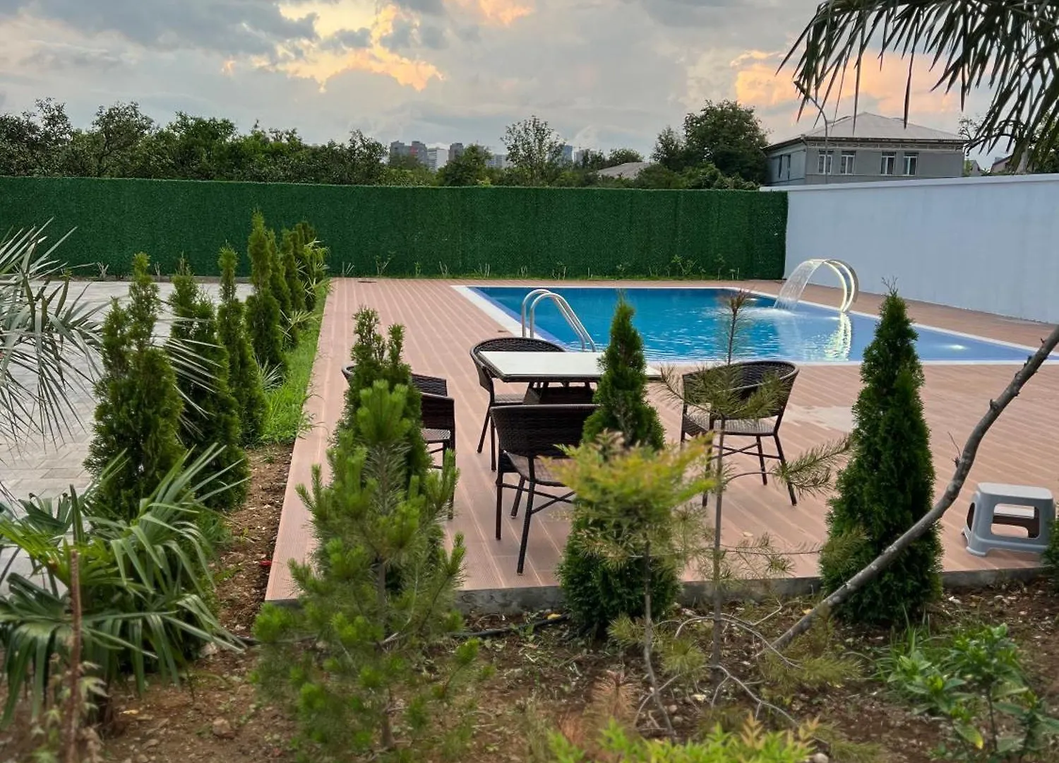 Feel Georgia - Private Villa With Pool , Garden, Bbq & Summer Kitchen In Batumi