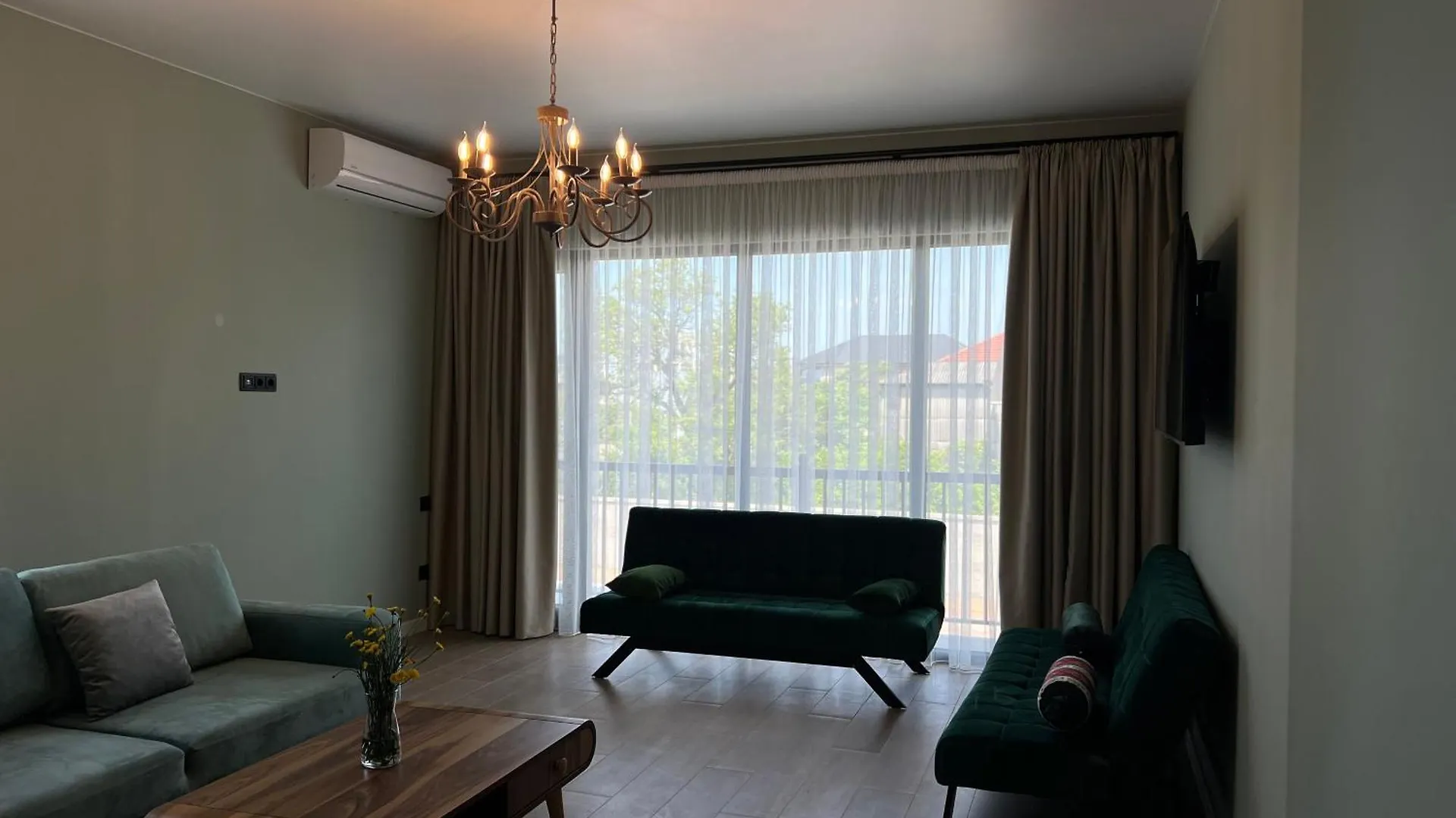 Feel Georgia - Private Villa With Pool , Garden, Bbq & Summer Kitchen In Batum 0*,