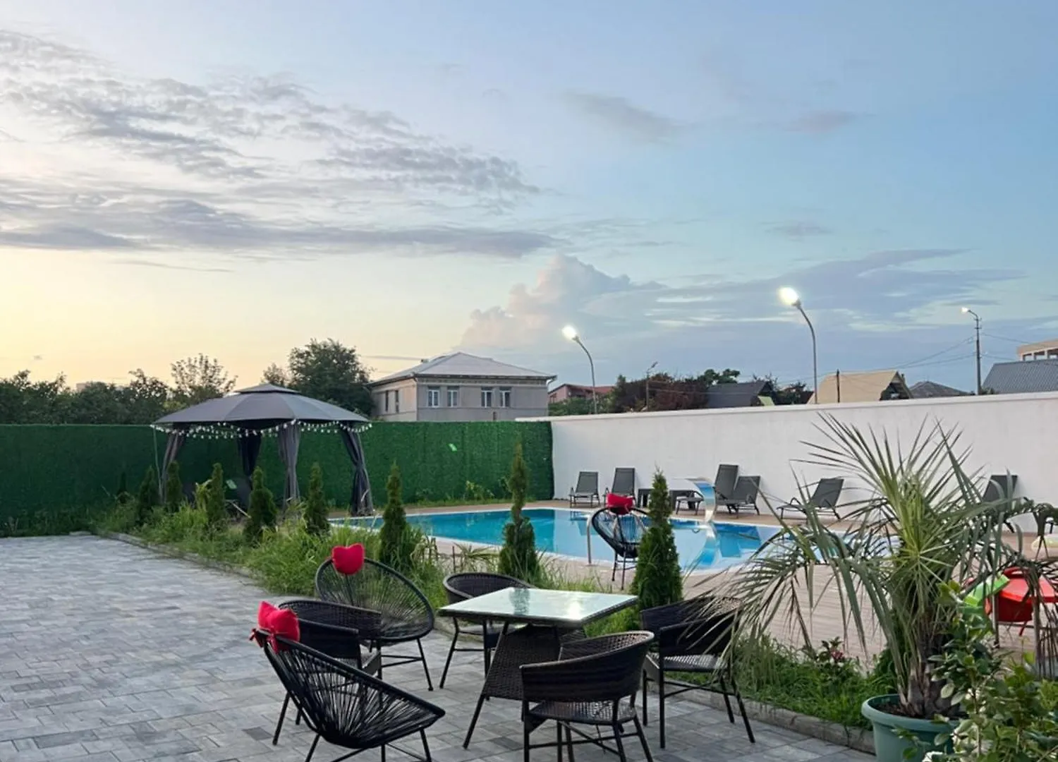 Feel Georgia - Private Villa With Pool , Garden, Bbq & Summer Kitchen In Batum Gürcistan